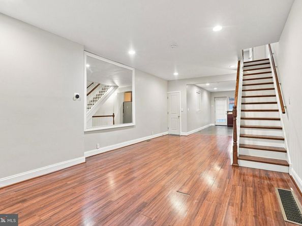 1717 S Chadwick Street, Philadelphia PA 19145