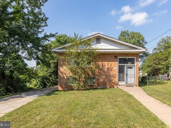 2213 Evarts Street NE, Washington DC 20018