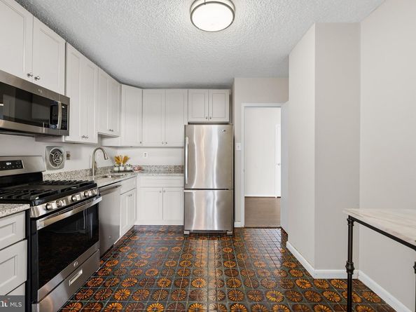 3701 S George Mason Drive 1606N, Falls Church VA 22041