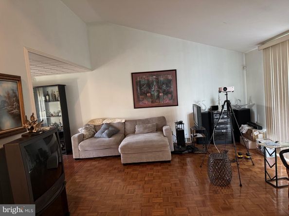 122 Pocasset Road, Philadelphia PA 19115