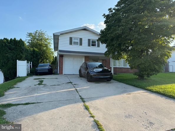 122 Pocasset Road, Philadelphia PA 19115