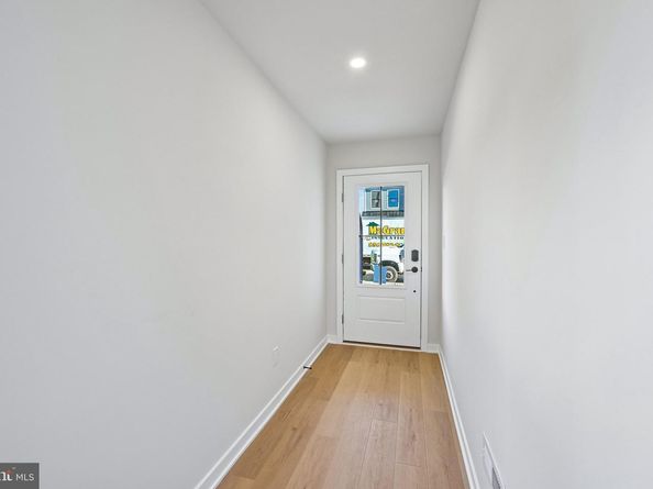 145 River Trail Circle 23, King Of Prussia PA 19406