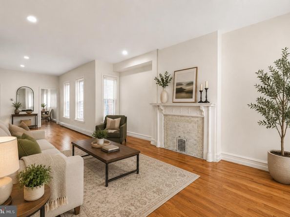 4438 Ludlow Street, Philadelphia PA 19104