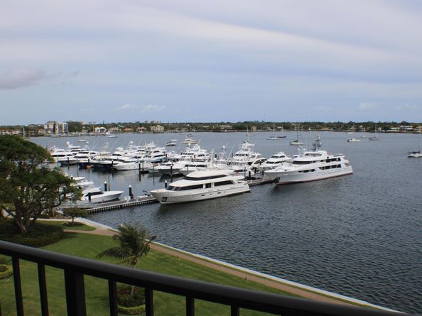 132 Lakeshore Drive 718, North Palm Beach FL 33408