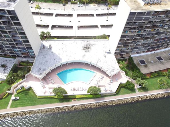 132 Lakeshore Drive 718, North Palm Beach FL 33408