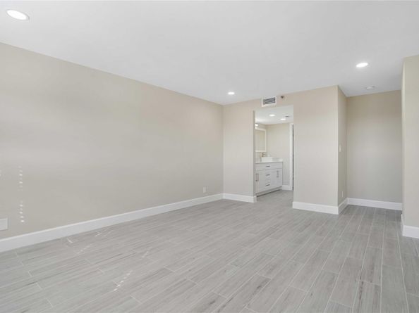 3200 Port Royale Dr N 705, Fort Lauderdale FL 33308