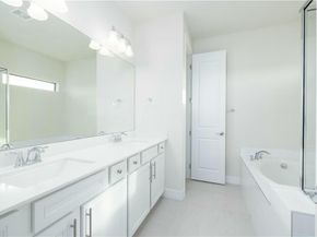 2384 Primrose Place, Oakland Park FL 33309