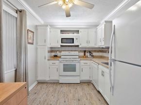 2871 Somerset Dr 414, Lauderdale Lakes FL 33311