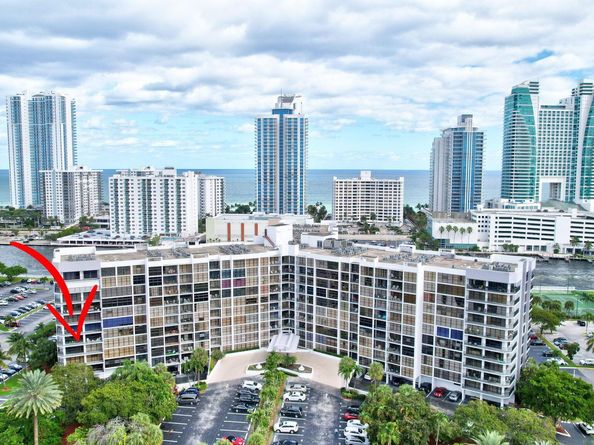 600 Parkview Drive 509, Hallandale Beach FL 33009