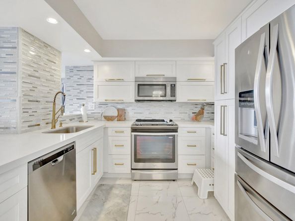 600 Parkview Drive 509, Hallandale Beach FL 33009