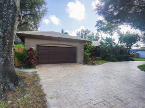 3150 Calle Largo Dr, Hollywood FL 33021