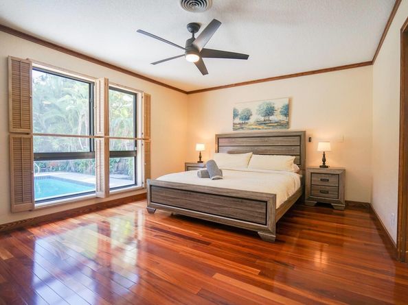 3150 Calle Largo Dr, Hollywood FL 33021
