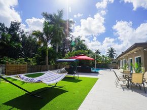 3150 Calle Largo Dr, Hollywood FL 33021