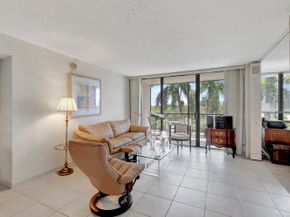 7738 Lakeside Boulevard 353, Boca Raton FL 33434