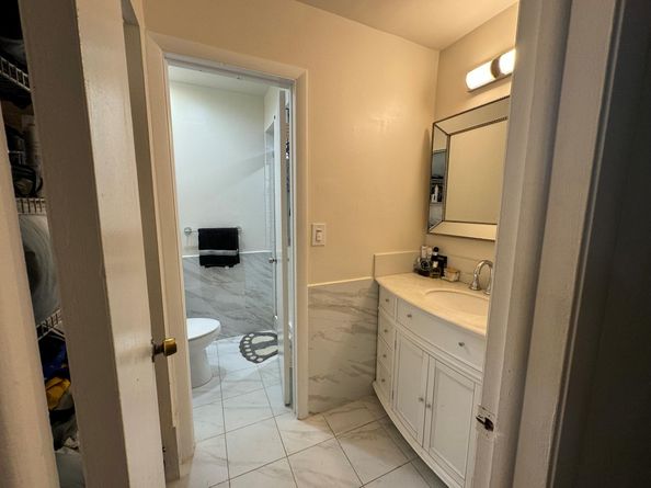 4041 NW 93rd Ave, Sunrise FL 33351