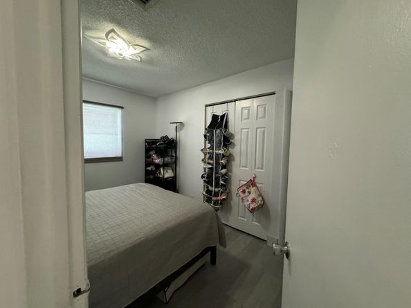 4041 NW 93rd Ave, Sunrise FL 33351