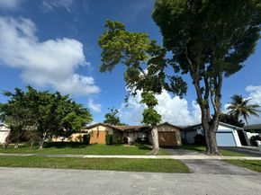 4041 NW 93rd Ave, Sunrise FL 33351