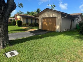 4041 NW 93rd Ave, Sunrise FL 33351