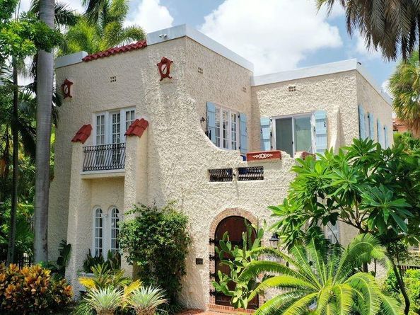 921 SE 2nd St, Fort Lauderdale FL 33301