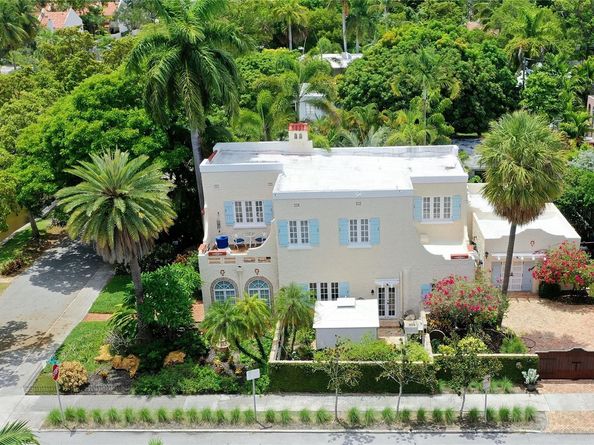 921 SE 2nd St, Fort Lauderdale FL 33301