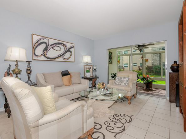 3430 NW 52nd Ave 102, Lauderdale Lakes FL 33319