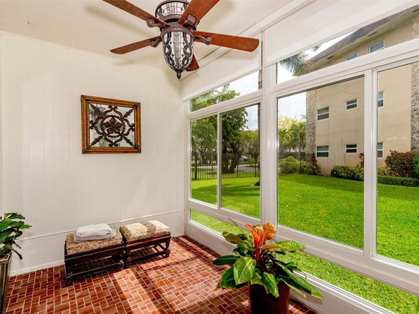 3430 NW 52nd Ave 102, Lauderdale Lakes FL 33319