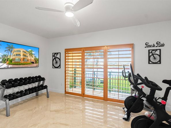 1228 Hillsboro Mile 206, Hillsboro Beach FL 33062