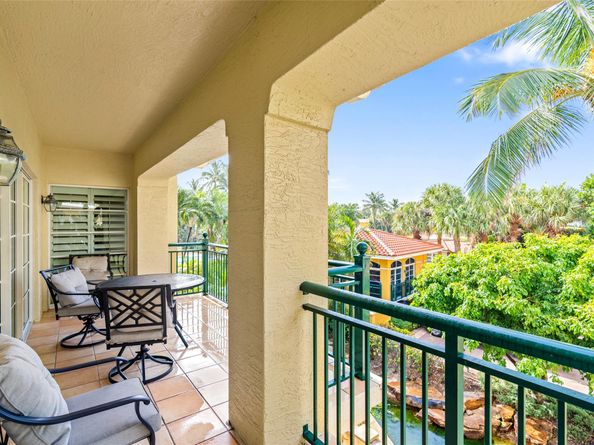 1228 Hillsboro Mile 206, Hillsboro Beach FL 33062