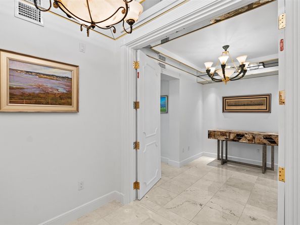 1228 Hillsboro Mile 206, Hillsboro Beach FL 33062