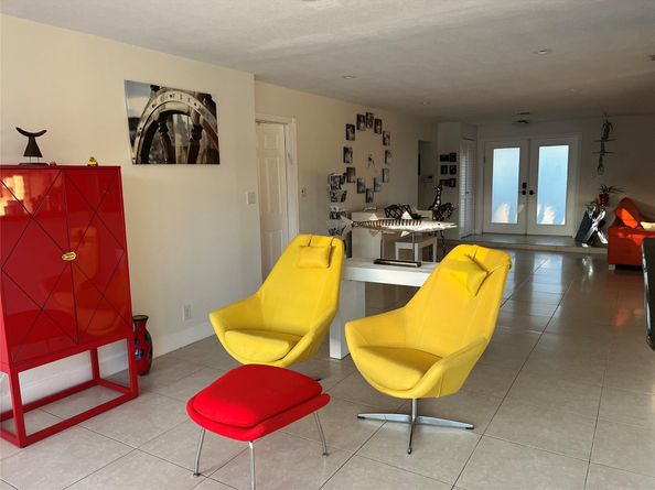 380 SE 12th Ave, Pompano Beach FL 33060