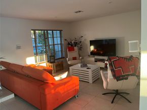 380 SE 12th Ave, Pompano Beach FL 33060