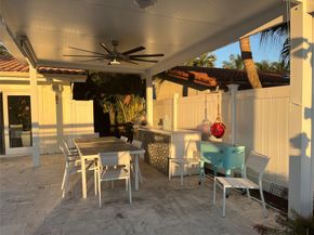 380 SE 12th Ave, Pompano Beach FL 33060