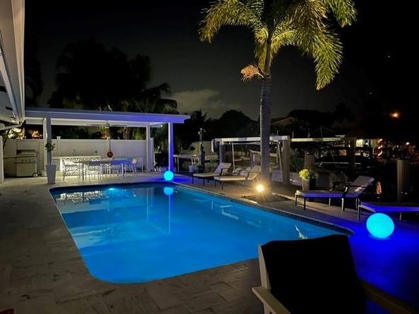 380 SE 12th Ave, Pompano Beach FL 33060