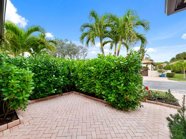 1476 Via De La Palma, Jupiter FL 33477