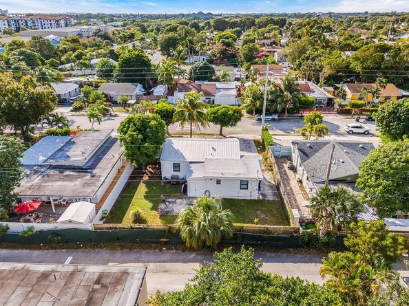 611 Monceaux Road, West Palm Beach FL 33405