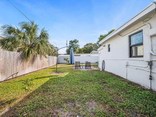611 Monceaux Road, West Palm Beach FL 33405