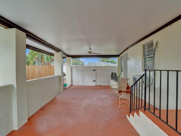 1464 SW 29th Ave, Fort Lauderdale FL 33312
