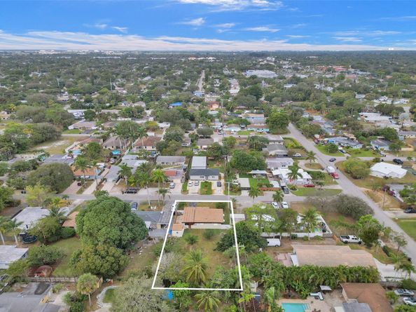 1464 SW 29th Ave, Fort Lauderdale FL 33312