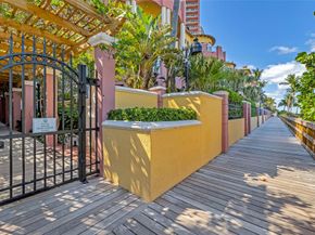 2110 N Ocean Blvd 22A, Fort Lauderdale FL 33305