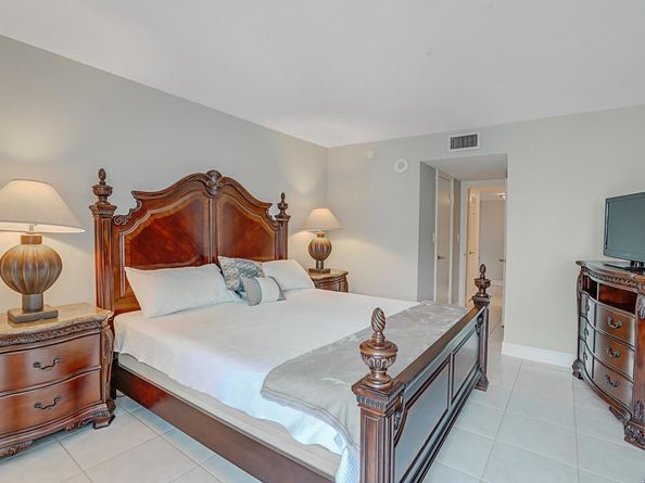 1360 S Ocean Blvd 2604, Pompano Beach FL 33062