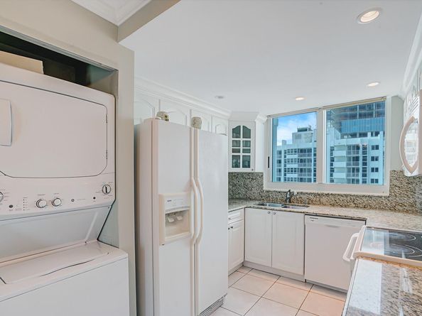 1360 S Ocean Blvd 2604, Pompano Beach FL 33062