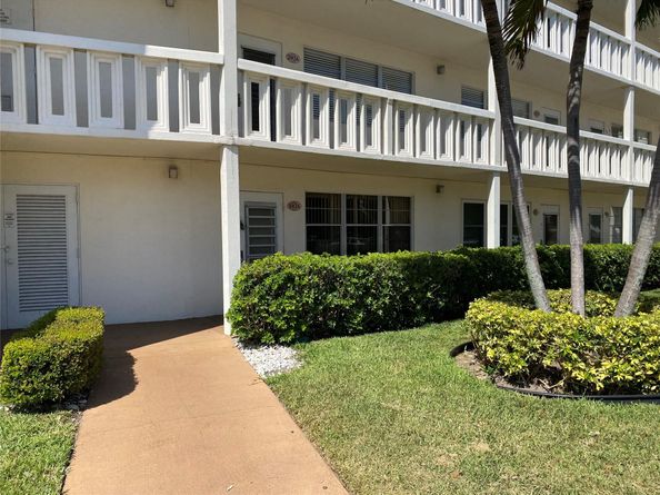 1026 Cambridge B 1026, Deerfield Beach FL 33442