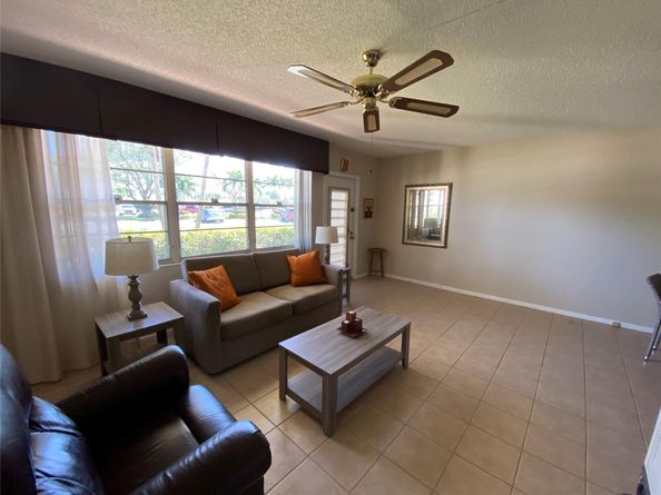 1026 Cambridge B 1026, Deerfield Beach FL 33442