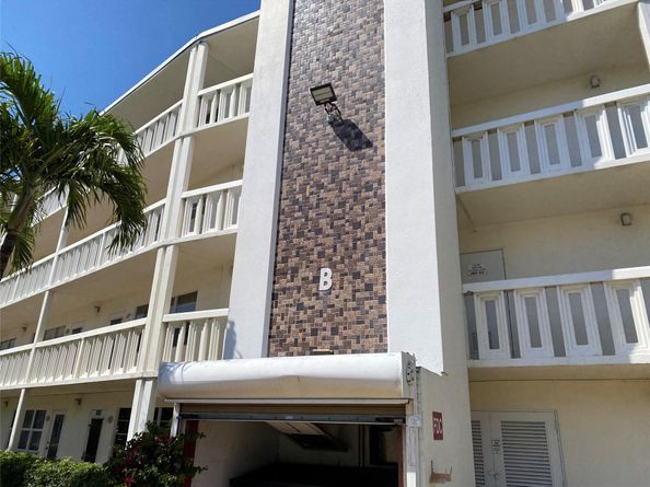 1026 Cambridge B 1026, Deerfield Beach FL 33442