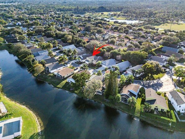 2224 Soundings Court, Greenacres FL 33413