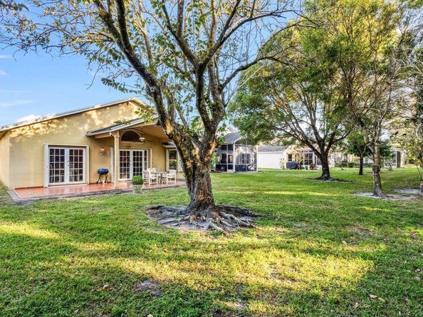2224 Soundings Court, Greenacres FL 33413