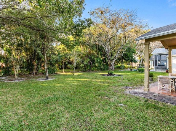 2224 Soundings Court, Greenacres FL 33413