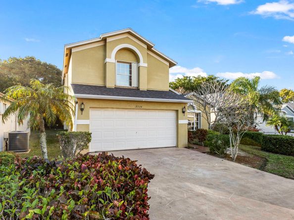 2224 Soundings Court, Greenacres FL 33413