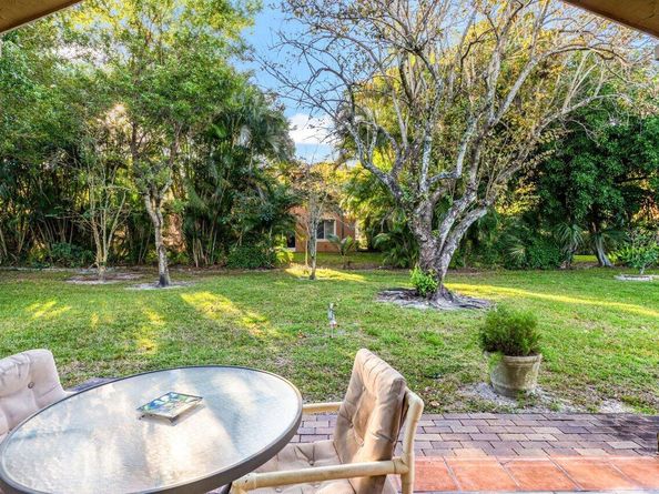 2224 Soundings Court, Greenacres FL 33413