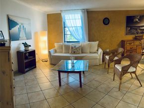 671 NE 195th St 403E, Miami FL 33179